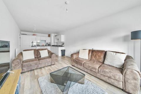1 bedroom apartment to rent, Hersham, Walton, Surrey, KT12