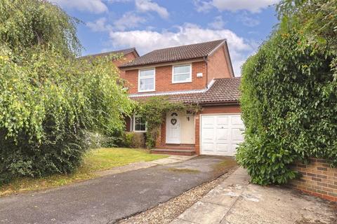 3 Treetops, Tonbridge, TN9 2UT