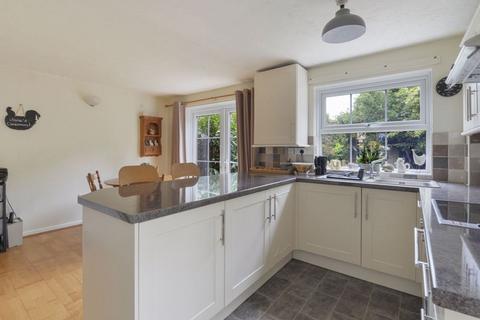 3 Treetops, Tonbridge, TN9 2UT