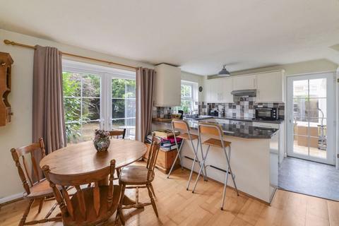 3 Treetops, Tonbridge, TN9 2UT