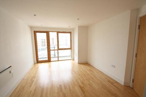 2 bedroom flat to rent, McClure House, The Boulevard, Leeds, LS10