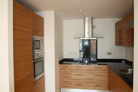 2 bedroom flat to rent, McClure House, The Boulevard, Leeds, LS10