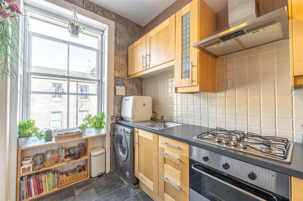 Kitchen Alt