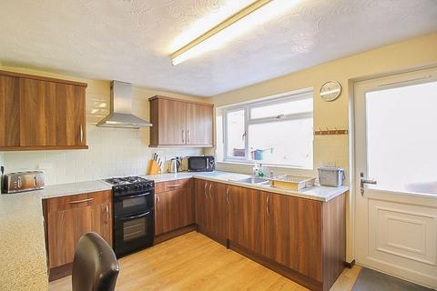 88 Laburnum Road, Lanesfield, Wolverhampton, WV4 6PE