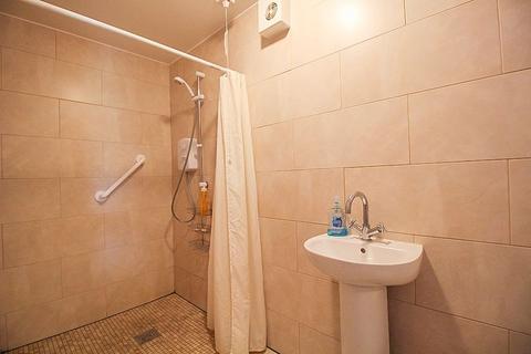 88 Laburnum Road, Lanesfield, Wolverhampton, WV4 6PE