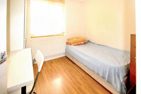 51 Burnside Avenue, London, E4 8YJ