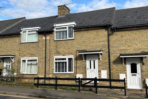 2 bedroom terraced house to rent, Ambury Road, Huntingdon