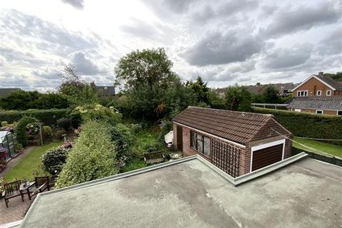 10 Shubert Close, Sheffield, S13 9QN