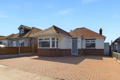 3 bedroom detached bungalow for sale, Wellesley Close, Broadstairs, CT10
