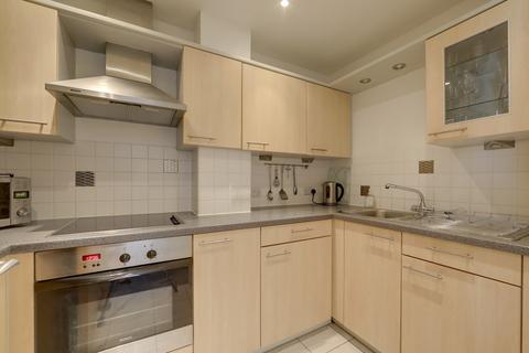 Flat 6, 3 Highfield Close, London, SE13 6UN