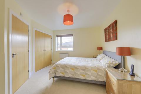 Flat 6, 3 Highfield Close, London, SE13 6UN