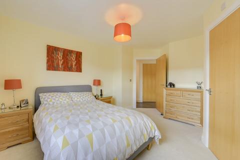 Flat 6, 3 Highfield Close, London, SE13 6UN