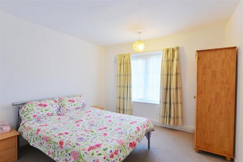 2 bedroom flat for sale - Rosemary Place, Navigation Road