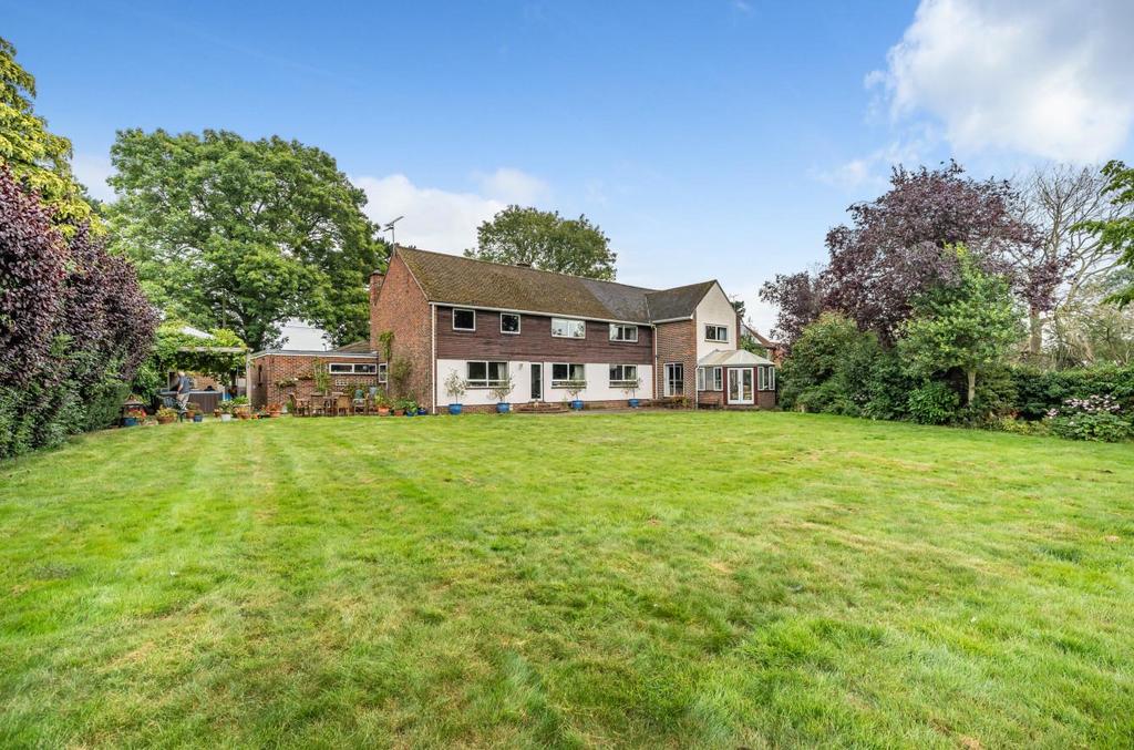 New Road, Ingatestone 6 bed detached house for sale £1,695,000