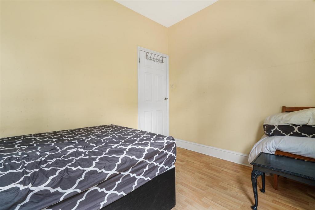 52 B Derby Road - i MDU8 LXQ9ps1w0 Wqlj6 R.jpg