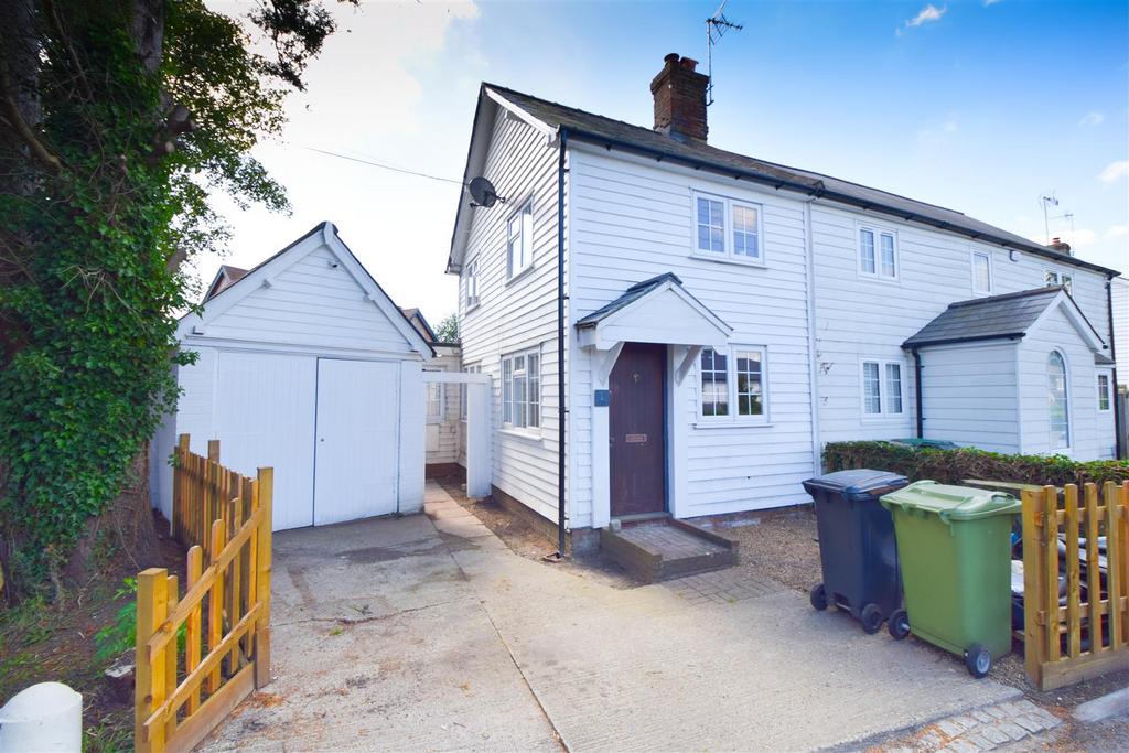 Battle Road, Cripps Corner, Staplecross 2 bed semidetached house for sale £255,000