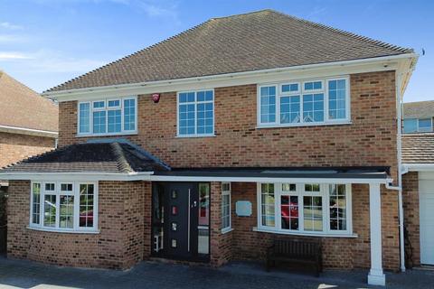 4 bedroom detached house for sale, Canterbury Road, Whitstable