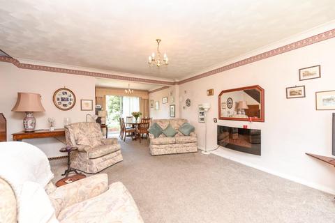 3 bedroom detached house for sale - *CHAIN FREE* Brookfield Gardens, Ryde