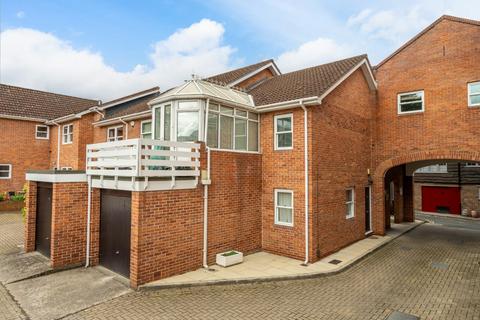 2 bedroom townhouse for sale, Albion Street, York