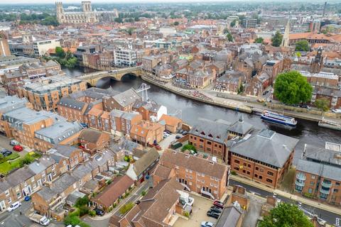 2 bedroom townhouse for sale, Albion Street, York