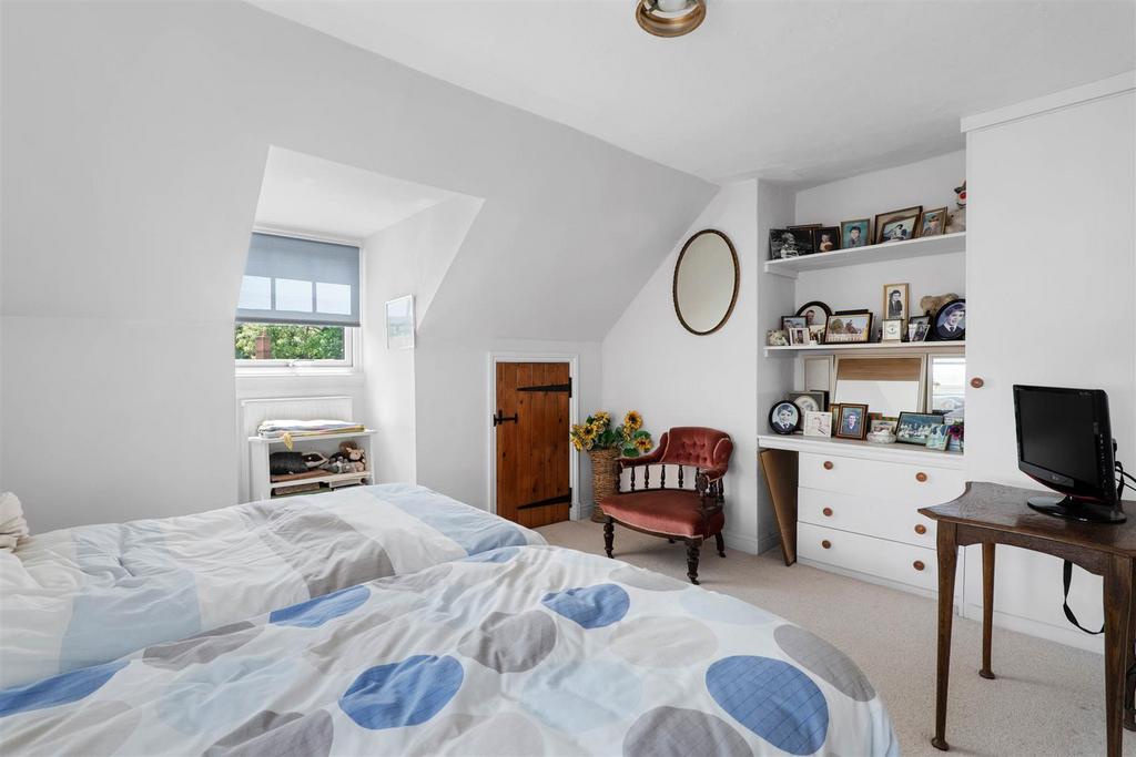 Eden Cottage - bedroom 2(2).jpg
