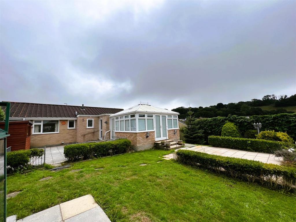 Broadlands Close, Plymouth 3 bed bungalow £1,600 pcm (£369 pw)