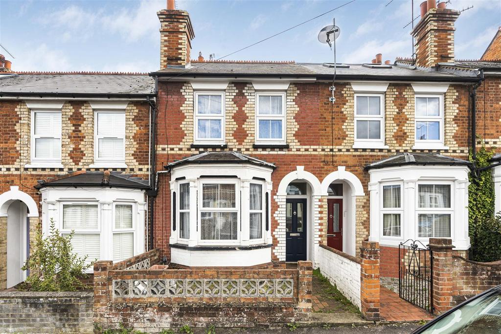 St. Road, Reading 3 bed terraced house for sale £300,000