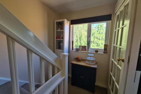 48 Vellum Drive, Carshalton, SM5 2TN