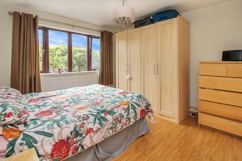 25 Ash Bank Road, Ripon, HG4 2EQ