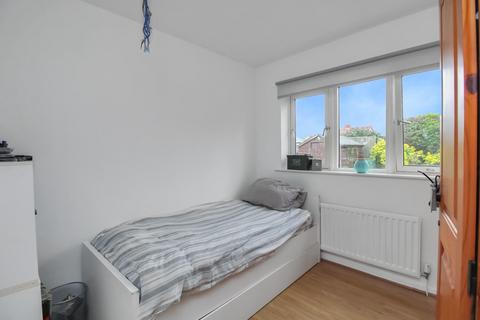 25 Ash Bank Road, Ripon, HG4 2EQ