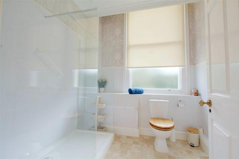 10 The Cedars, Nottingham, NG5 3FP