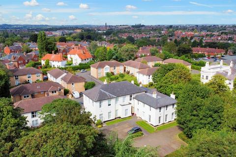 10 The Cedars, Nottingham, NG5 3FP