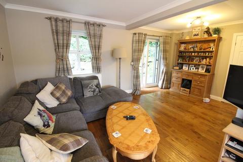 17 Waterside, Oxenhope, Keighley, BD22 9HW
