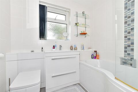 365 Dover Road, Walmer, Deal, CT14 7NZ
