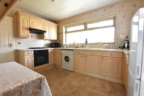 2 bedroom semi-detached bungalow for sale - Ogilvy Drive, Scunthorpe