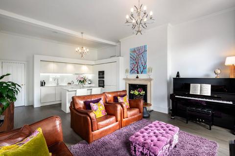 2 bedroom apartment for sale - St. Leonards Place, York, YO1
