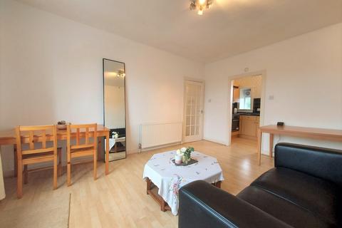 2 bedroom flat to rent, School Road, Aberdeen, AB24