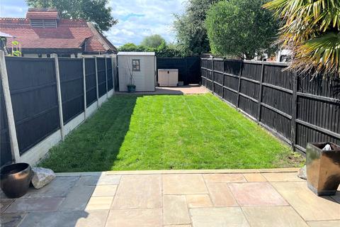 2 Oxleas Close, Welling, DA16 2SU