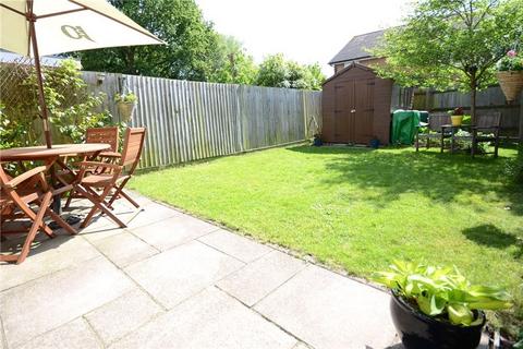 3 bedroom end of terrace house for sale - Rowland Place, Wokingham, RG41
