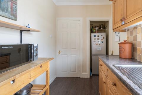 36 Ashley Drive, Edinburgh, EH11 1RP