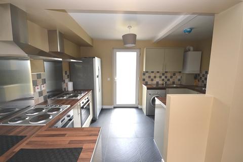 6 bedroom flat share to rent, 0477L Rankin Drive, Edinburgh, EH9 3AT