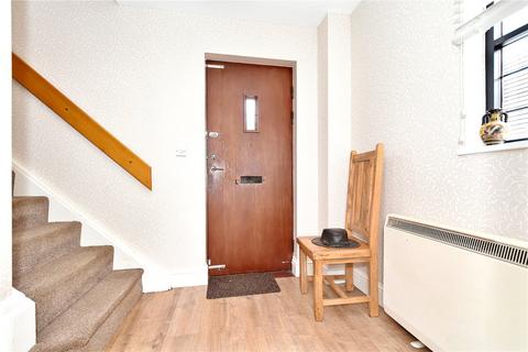 19 Strawberry Fields, Swanley, BR8 7YF