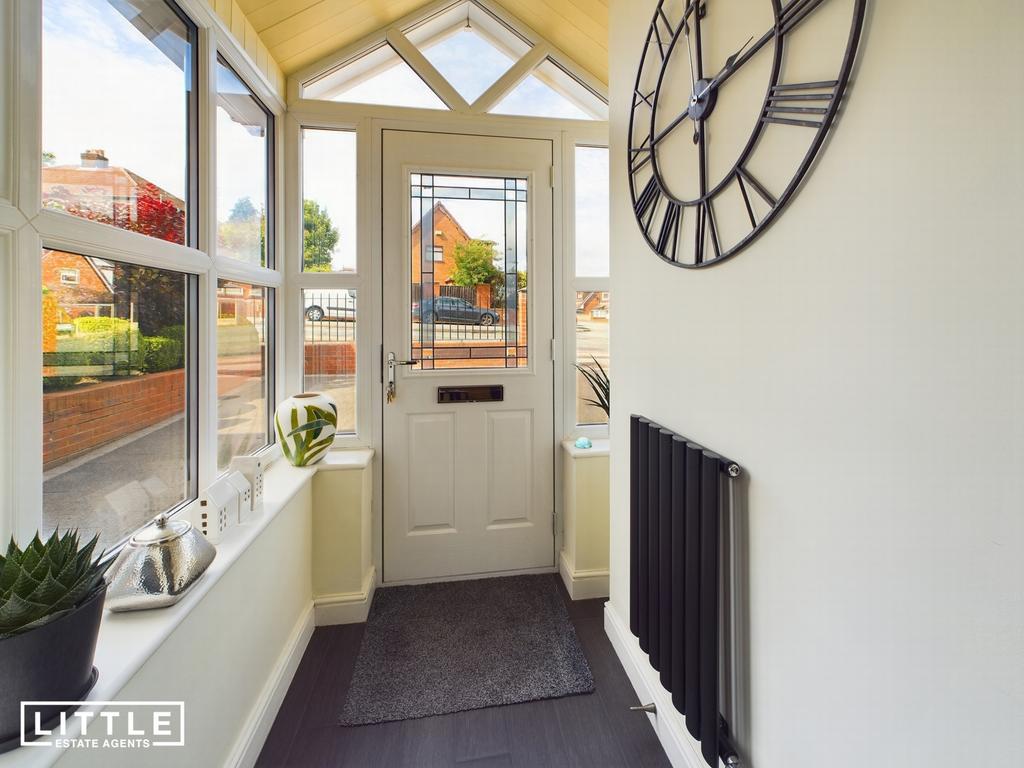 Mill Lane, St. Helens, WA9 3 bed detached house for sale £285,000