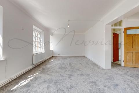 4 bedroom flat to rent, Hampstead Way, Hampstead Garden Suburb, NW11