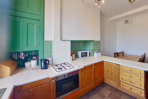 4 bedroom flat to rent, Strathearn Road, Edinburgh, EH9