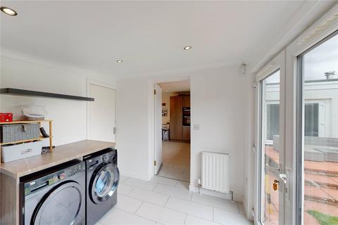 16 Durley Dene Crescent, Bridge Of Earn, Perth, PH2 9RD