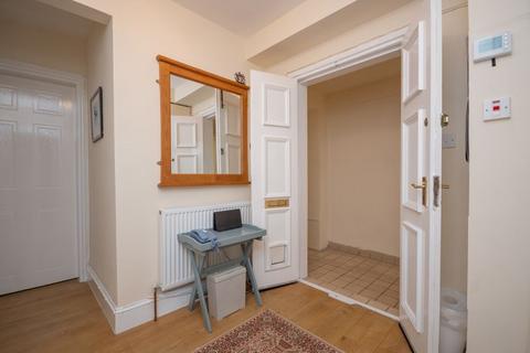 2 bedroom ground floor flat for sale, 5b Victoria Terrace, Musselburgh