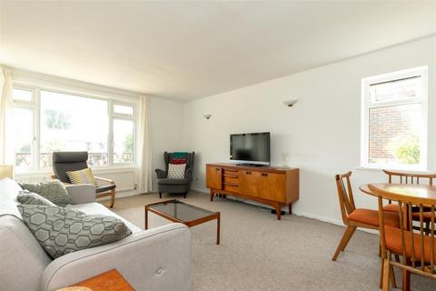 2 bedroom apartment to rent, Fairlight Gardens, Fairlight, Hastings, East Sussex, TN35