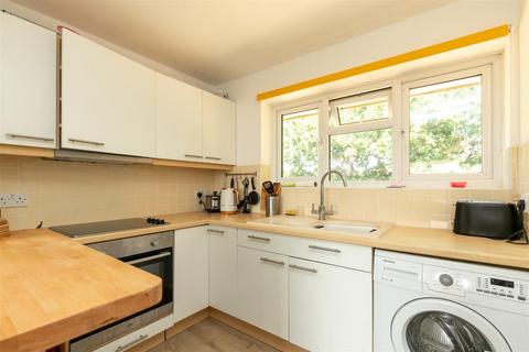 2 bedroom apartment to rent, Fairlight Gardens, Fairlight, Hastings, East Sussex, TN35