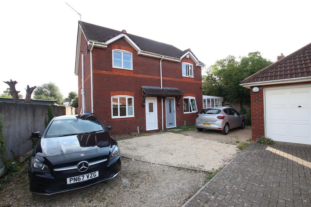 Bower Court, Bower Road, Bristol BS3 2 bed house £1,400 pcm (£323 pw)